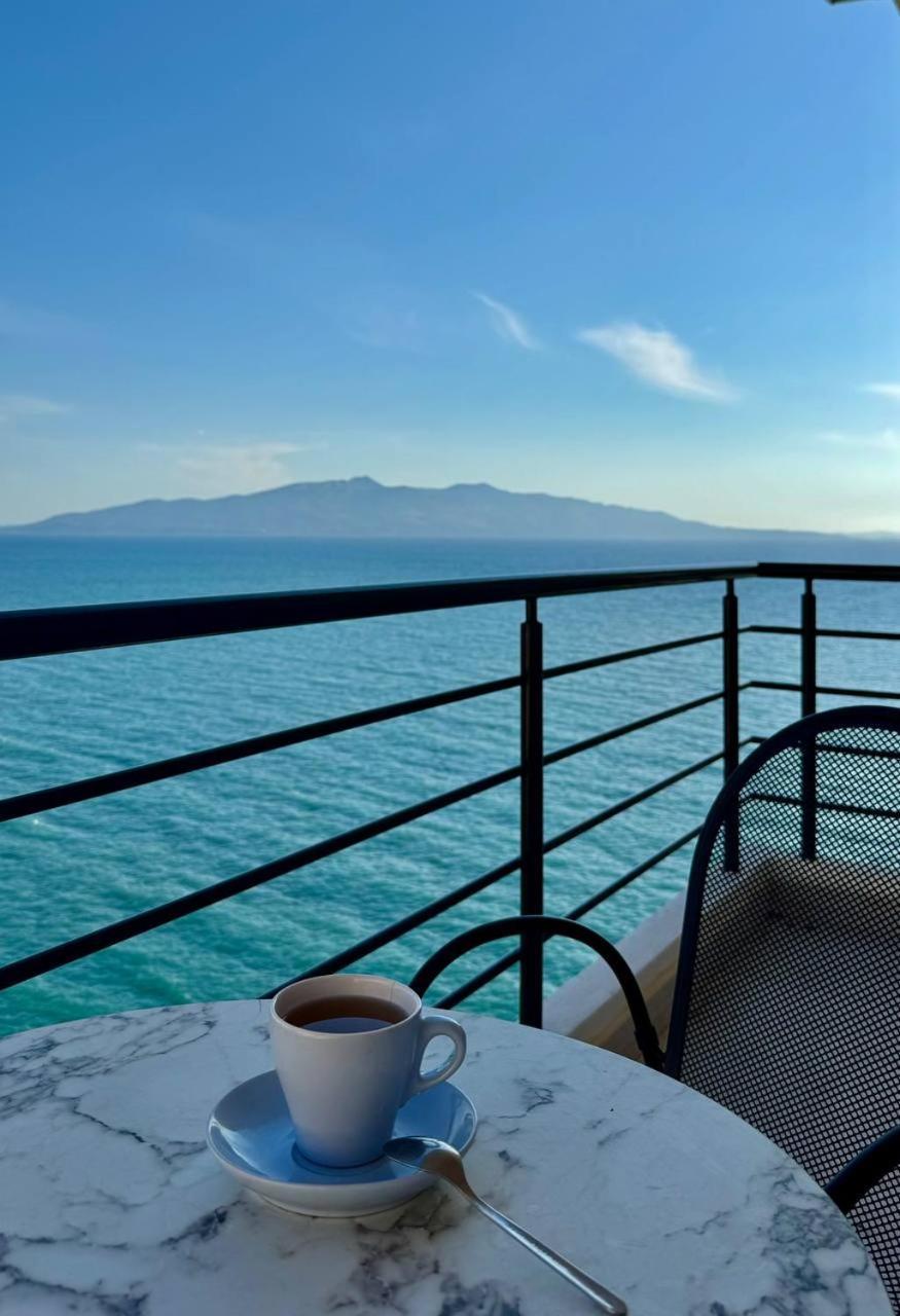 Appartamento Viola Sea View Penthouse Sarandë Esterno foto