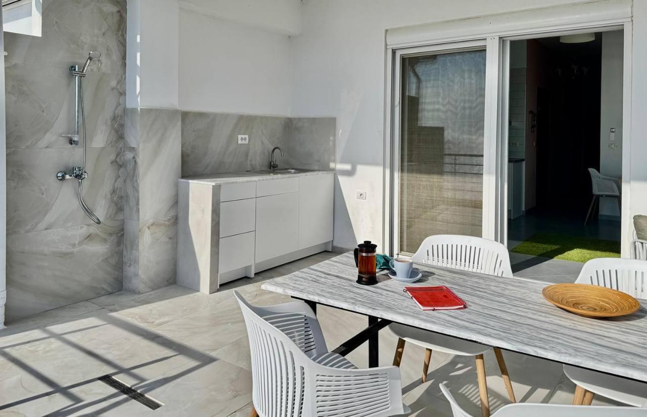 Appartamento Viola Sea View Penthouse Sarandë Esterno foto
