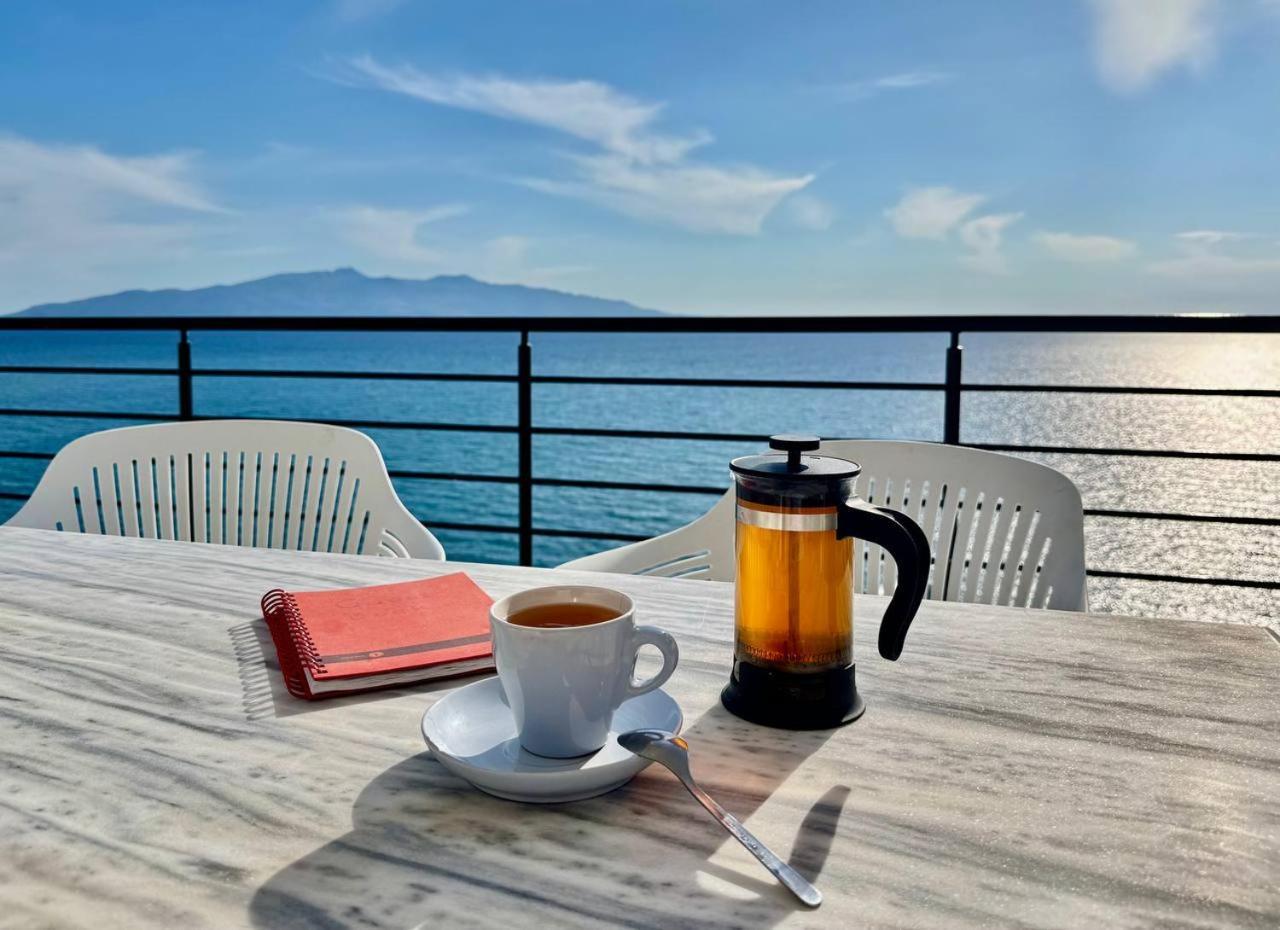 Appartamento Viola Sea View Penthouse Sarandë Esterno foto